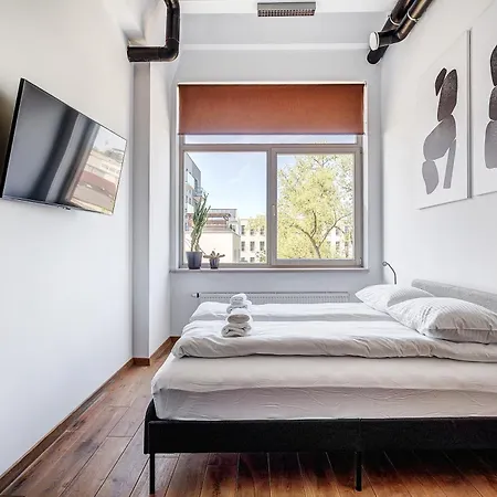Butas Spacious Loft 6 Guests - Ac, 54 *